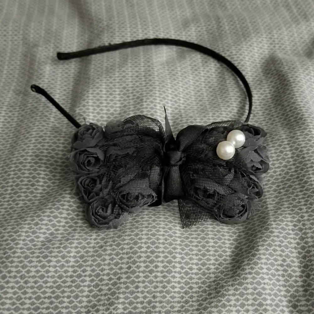 2/$10 - Bow Headband w/ Pearls